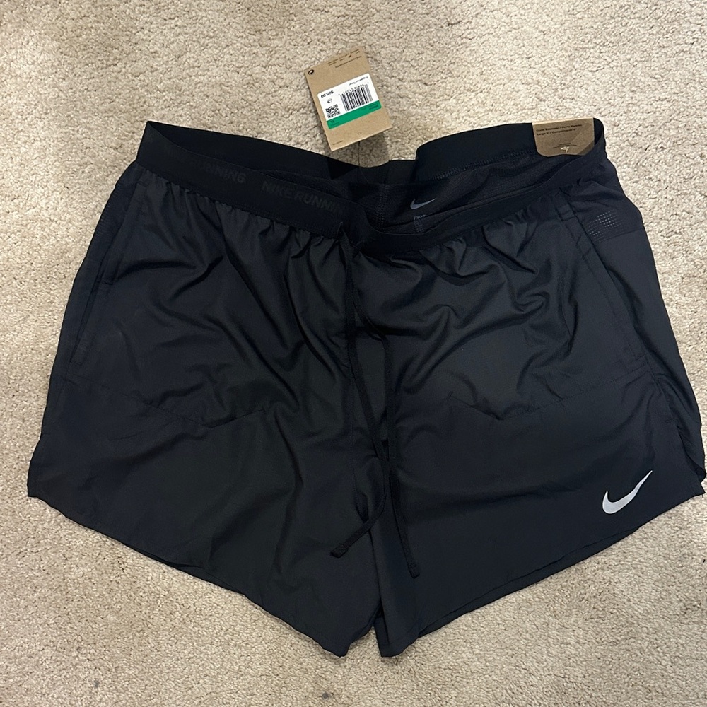 Nike Men's XL Black Athletic Running  Shorts nwt